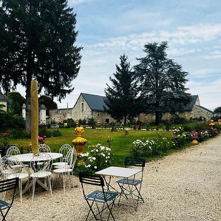 Chateau De La Thibaudiere Bois Savary - Chambre Familiale Du Roi Allonnes  外观 照片